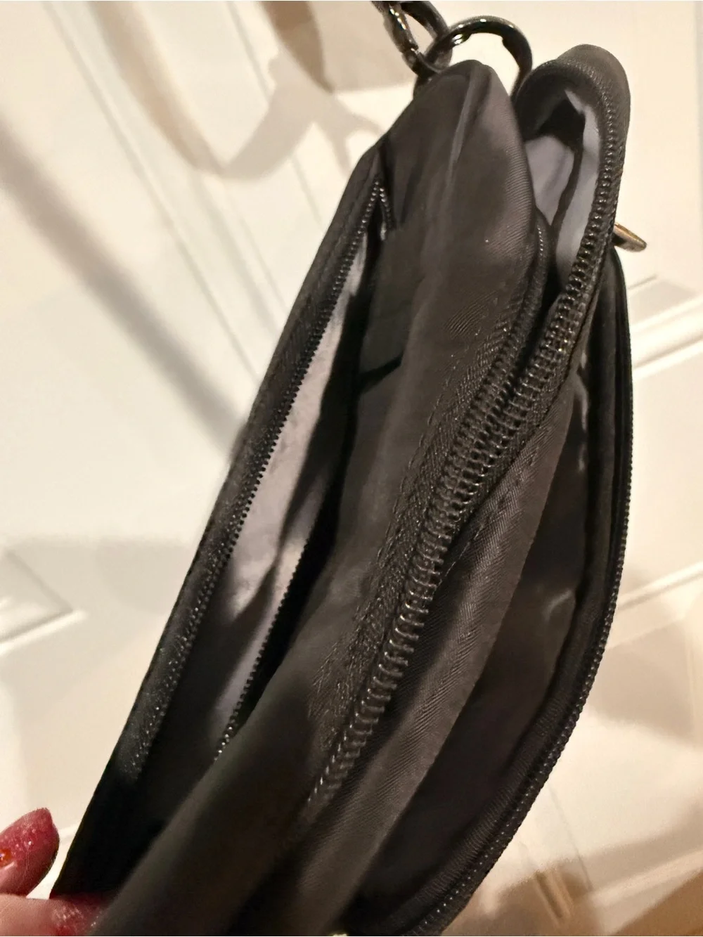 Lug Carousel Crossbody Bag Black Quilted Convertible Travel Organizer Purse